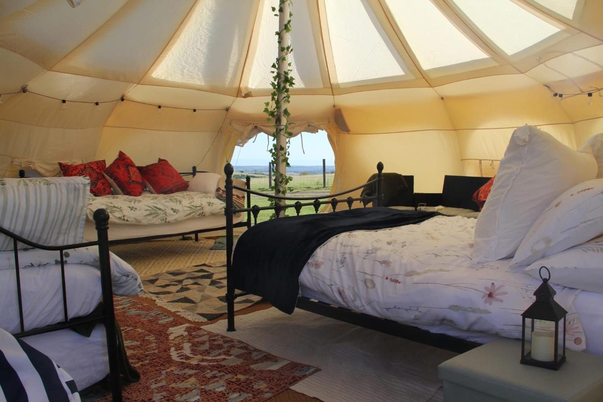 Tal-Y-Fan Farm 6M Stargazer Tent Bridgend  Luaran gambar